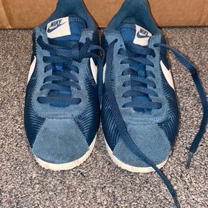 Hunter green Nike Cortez